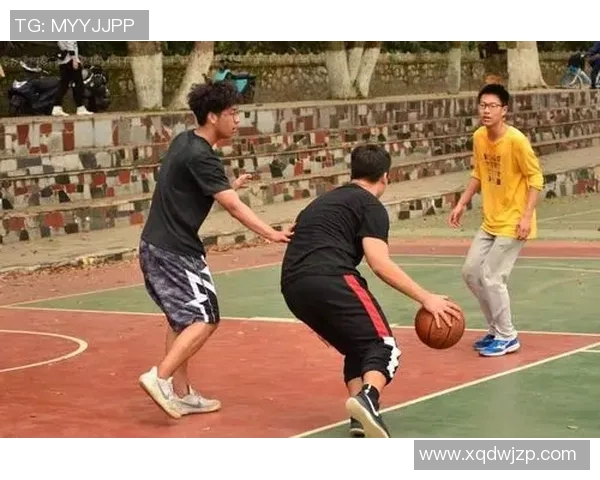 科学篮球训练新视野:掌握节奏技巧提升比赛表现与团队协作能力 科学篮球训练新视野:掌握节奏技巧提升比赛表现与团队协作能力