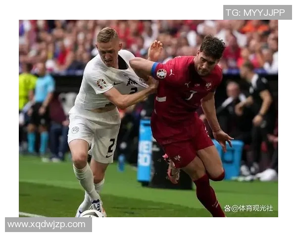 足球明星如风驰电掣般飞奔在绿茵场上展现速度与激情的完美结合